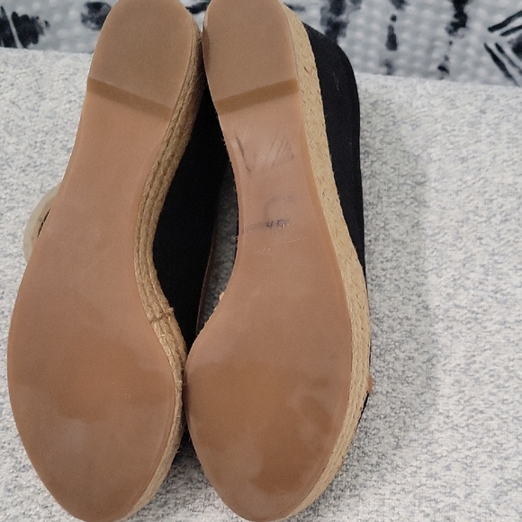 Tory Burch Black and Tan Espadrille Flats - Picture 5 of 10